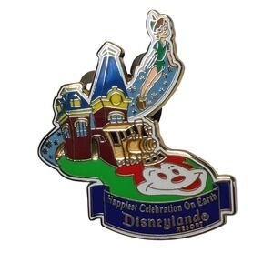 VTG Disney Peter Pan Disneyland 2005 Gold Enamel Travel Pin Happiest Celebration